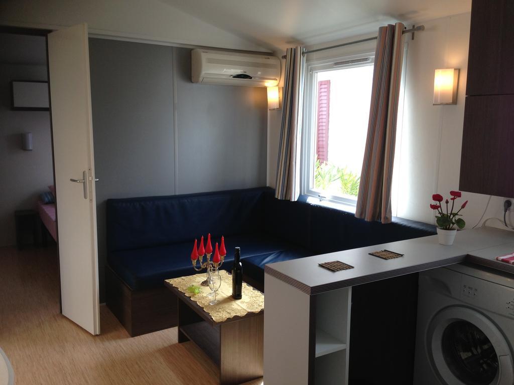 Ds One Vacances, Prairies De La Campsite